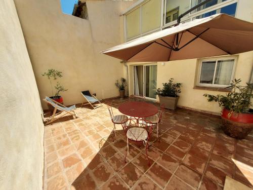 Appartement duplex avec cour extérieure Avignon centre