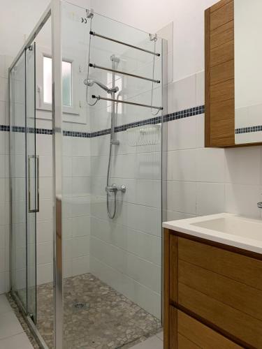 Photo de la galerie de l'établissement Maisonnette proche plage, à Ciboure