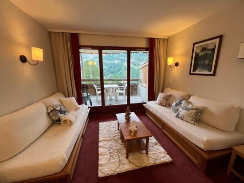 Magnifique appartement pour 5 personnes grande terrasse sud vue panoramique, plein soleil, calme havre de paix et de détente