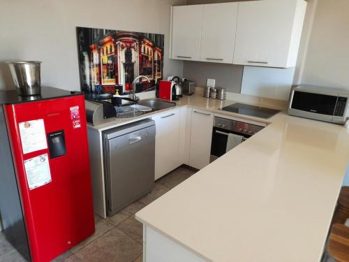 Køkken eller tekøkken på Apartment near V&A Waterfront & Convention Centre