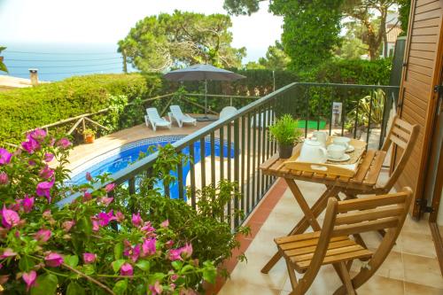 CL12 Magnificent villa with beautiful sea views