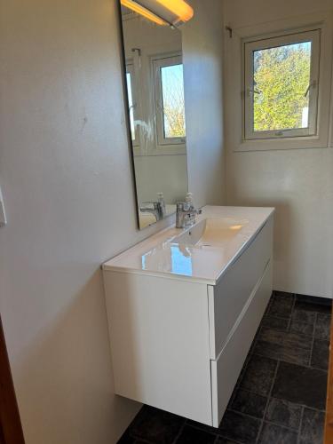 Φωτογραφία από το άλμπουμ του Nice apartment with lovely views σε Varhaug