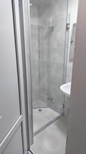 Un baño de Bina 89