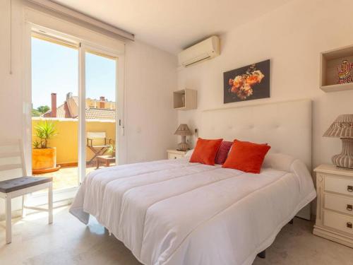 Pass the Keys Peaceful Escape with Pool Sea Mountain Views