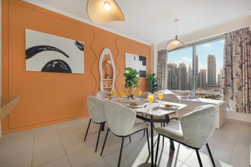 Serene Cozy 2BR Near Burj Khalifa