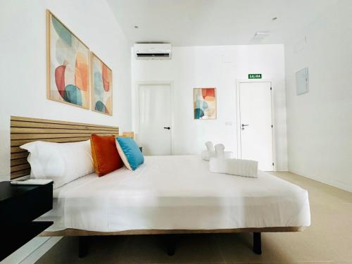 PLANAS 3 Designer Aparment with Terraza in Ruzafa SOHO