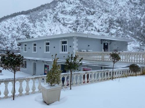 Splošen pogled na gorovje oz. razgled na gore, ki ga ponuja hotel
