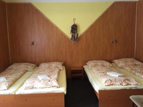 Postel nebo postele na pokoji v ubytování Hotel Reoneo