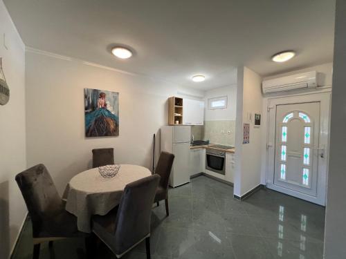 Fotografie z fotogalerie ubytování Apartments Ana v destinaci Stari Grad