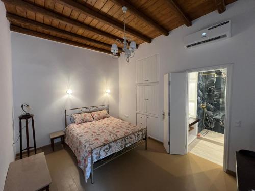 Katharsis Palace 15th Century Art Hotel at Naxos Old Town I photo 2