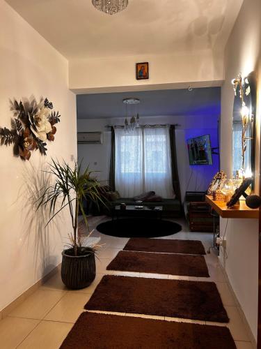 Makenzy 2 Bedrooms Apartment for rent