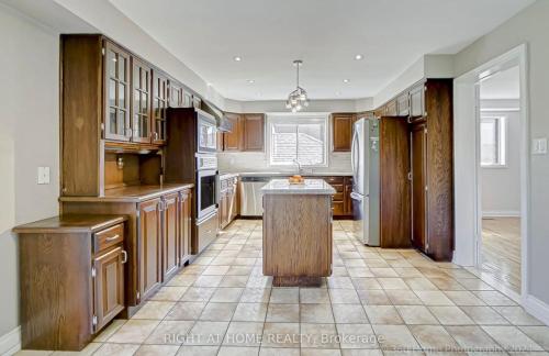 トロントにあるElegant 6BR Grand Villa in Highland Hillのギャラリーの写真