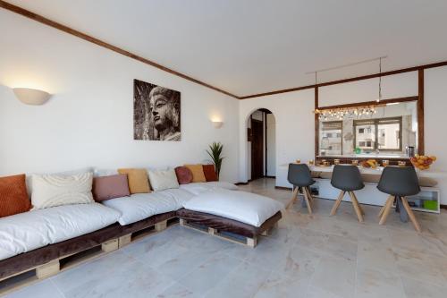 Beachtime - Oura Beach Apartment