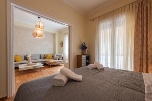 Piraeus Home