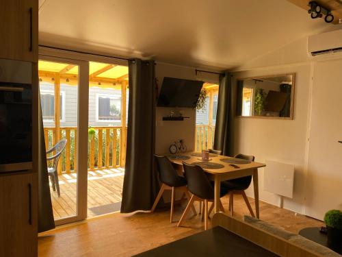 mobil home 200 m de la mer