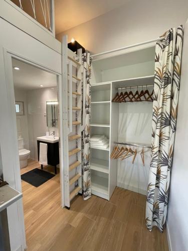 Ένα ή περισσότερα κρεβάτια σε δωμάτιο στο 2 pièces cosy & indépendant proche Paris-Disney