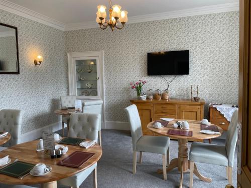 Μια τηλεόραση ή/και κέντρο ψυχαγωγίας στο Rockhill Guest House