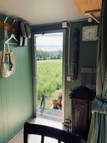 Un jardín fuera de Tinyhouse
