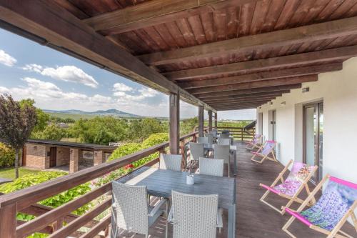 Un balcón o terraza en Apartmány pod Pálavou