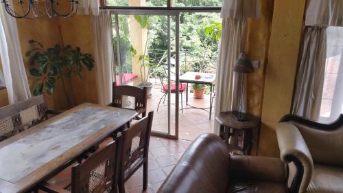 Χώρος καθιστικού στο Woodmere Grand Hotel & Serviced Apartments