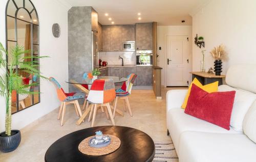 Stylish Coastal Living Near Estepona Marina