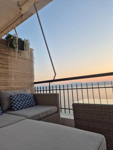 Captain's home loutraki