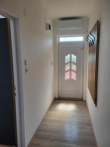 Galería fotográfica de Csalogány Apartman en Mezőkövesd