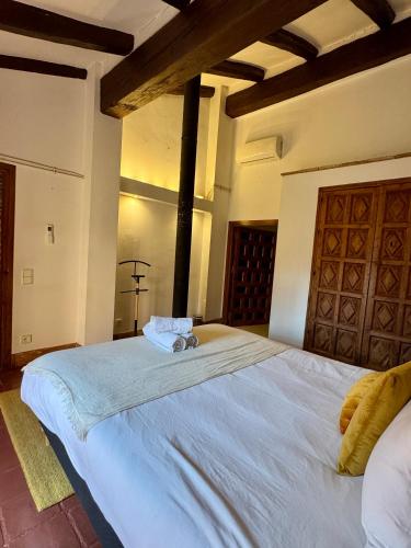 Ein Bett oder Betten in einem Zimmer der Unterkunft Barri Antic Cambrils