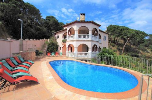 V&V Lloret-Villa Christine, villa lujosa para 17 personas