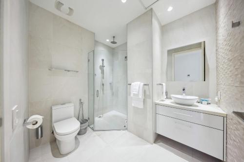 Koupelna v ubytování 2 BR Oceanview Condo Coral Shell 3e