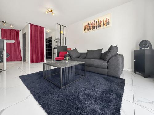 Studio BAROK proche autoroute, plages et attractions, Wifi - TV, calme