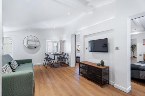 Nice Renting - 6B FRANCE - Massena beach design AC quiet center wifi