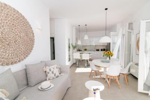 eleni luxury apartment