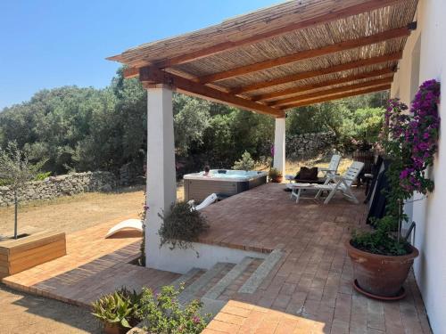 Imagine din galeria proprietății Stazzu Straetu antico stazzo Gallurese con vista sul Golfo di Olbia în Olbia