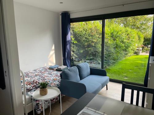 Photo de la galerie de l'établissement Studio situé entre Caen & Bayeux et la mer, à Bretteville-lʼOrgueilleuse