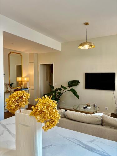 Photo de la galerie de l'établissement Superbe T2 moderne en plein centre-ville, à Hyères