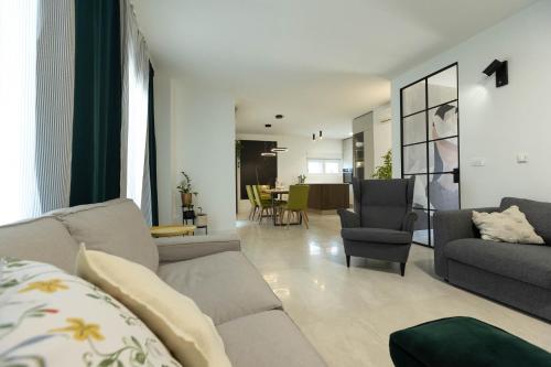 Χώρος καθιστικού στο Home sweet apartments