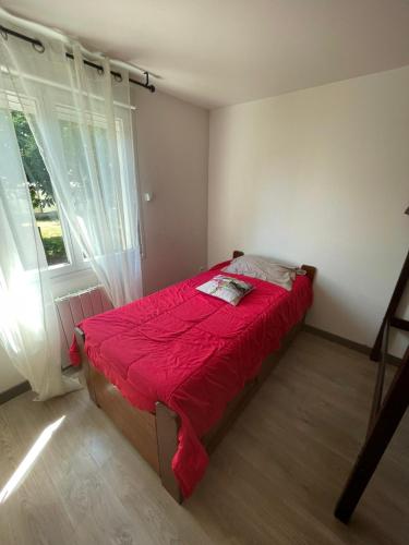 Photo de la galerie de l'établissement Bienvenue entre lacs, balades et culture, à Salmiech