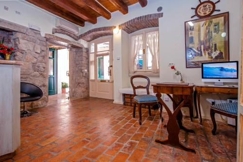 Residence LA CARERA Centro Storico