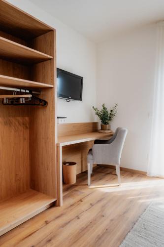 Μια τηλεόραση ή/και κέντρο ψυχαγωγίας στο SEENZeit Apartments