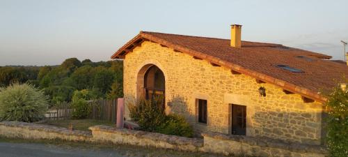 Gîte Le Bouton d'Or 3 étoiles 8 kms PuyDuFou