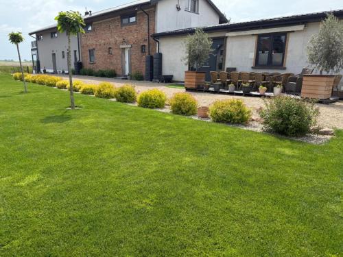 Κήπος έξω από το Cosy house with a big garden in the countryside