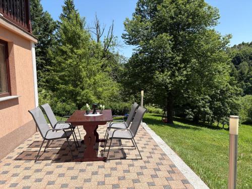 Zahrada ubytování Planinski Raj
