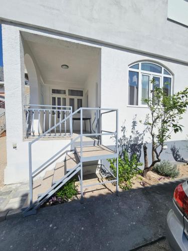 Chapel Road Apartments