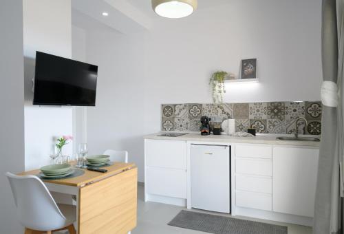 Η κουζίνα ή μικρή κουζίνα στο Suites Bene LANZAROTE