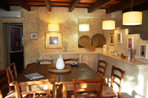 Posezení v ubytování Agriturismo L'Aglientu B&B