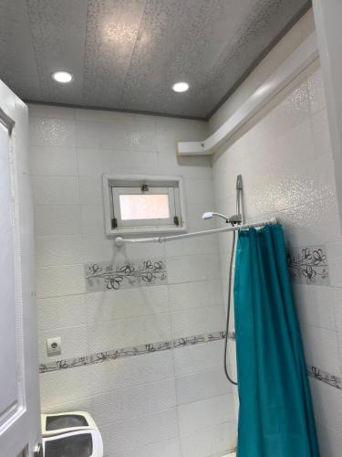 Koupelna v ubytování Cherchell maison