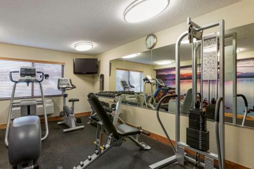 Fitness centrum a/nebo fitness zařízení v ubytování Best Western Plus McCall Lodge and Suites