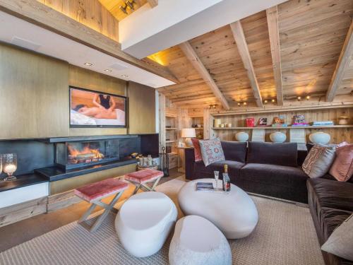 Photo de la galerie de l'établissement Chalet luxueux à Courchevel 1850, 6 chambres pour 12 personnes - FR-1-564-151, à Courchevel