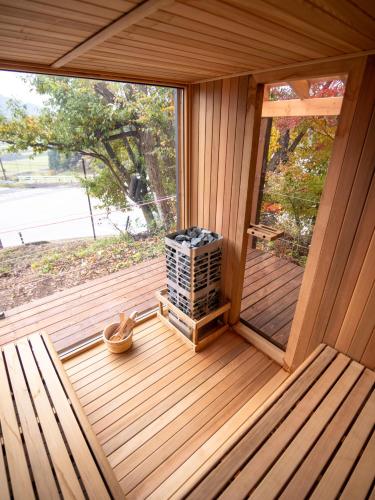Nozawa Onsen Tiny Home and Sauna - Mizuho